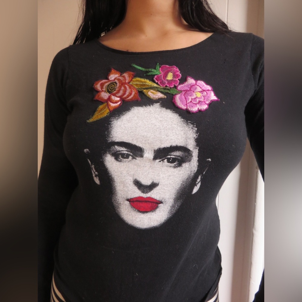 Frida Kahlo long sleeve Women Top with Floral Embroidery